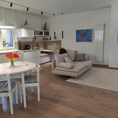 Civico 122 A Appartement